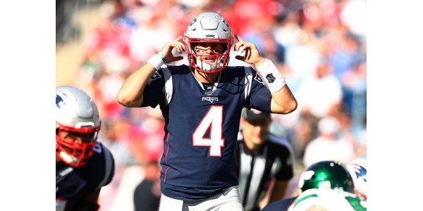 Le public est optimiste quant à la performance du joueur des New England Patriots Jarrett Stidham